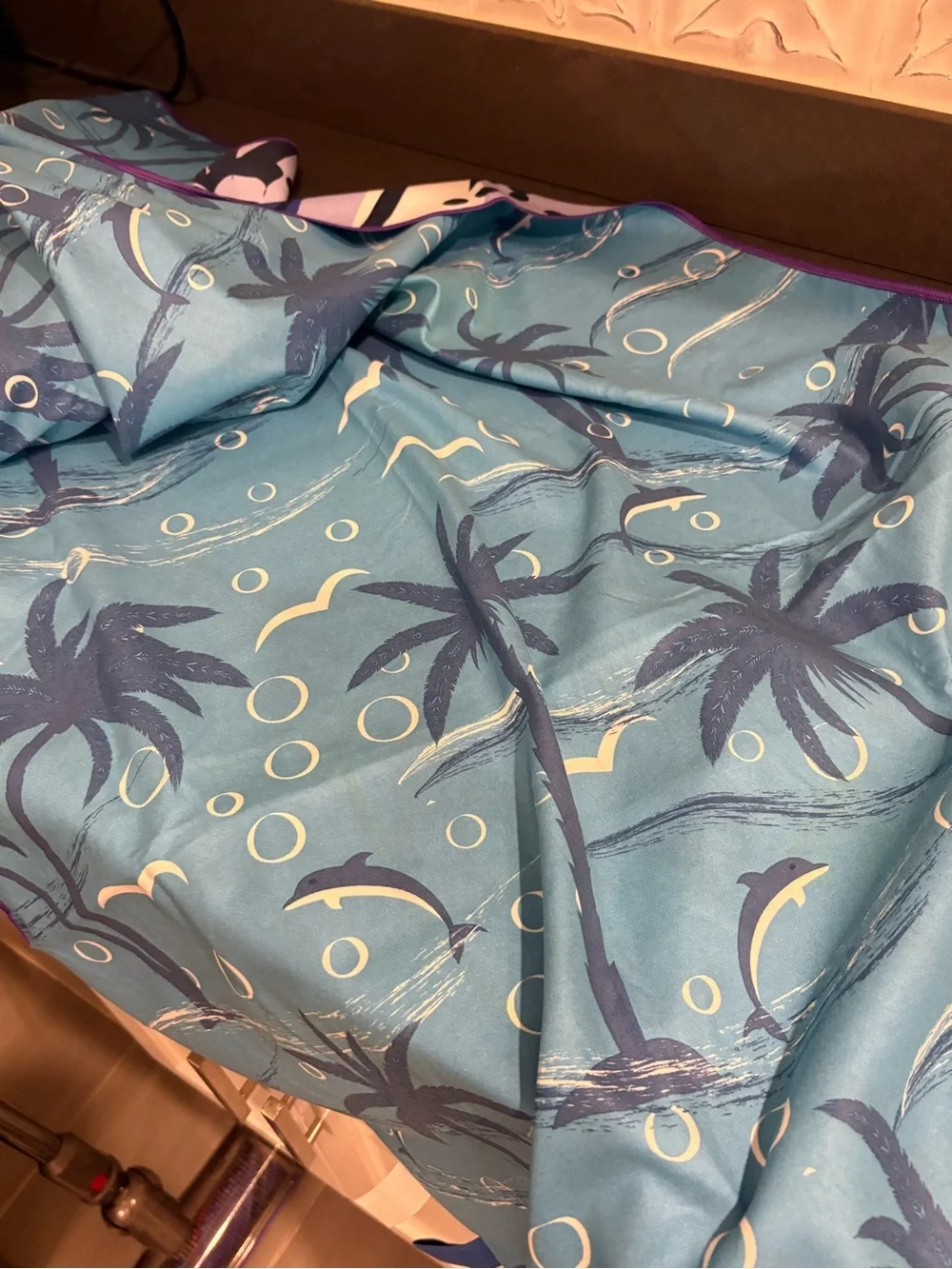 Qinqinamu beach mat/blanket - ultra thin!